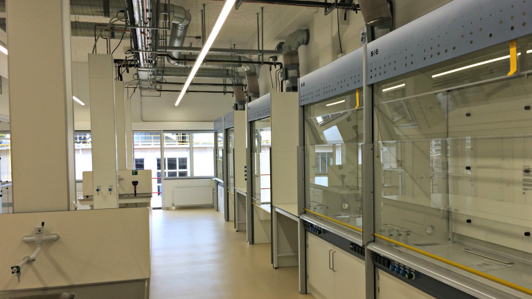 Labzaal DMSC gebouw 94 op Brightlands Chemelot Campus